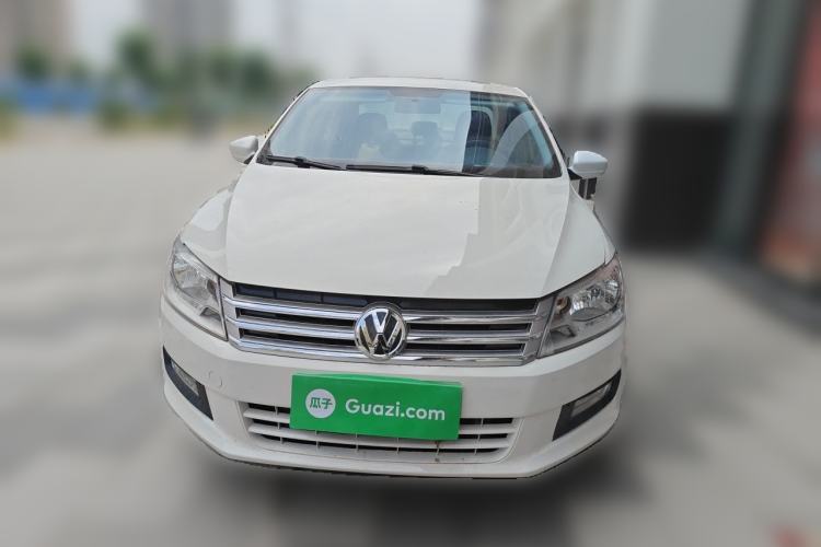 Used Volkswagen Santana 2015 1.6L Manual Comfort Edition Front