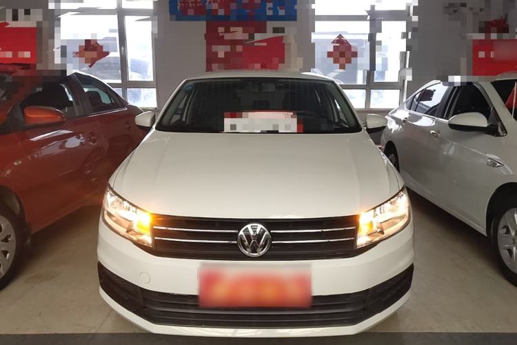 Used Volkswagen Santana 2015 Haval H6 1.6L Automatic Luxury Model Front