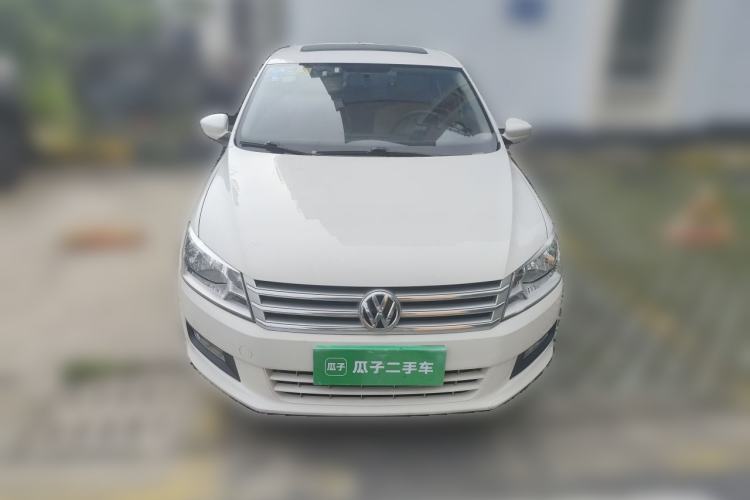 Used Volkswagen Santana 2015 1.6L Automatic Comfort Edition Front