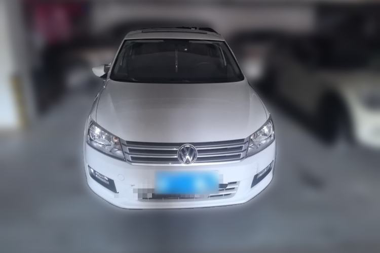 Used Volkswagen Santana 2015 1.4L Manual Comfort Edition Front