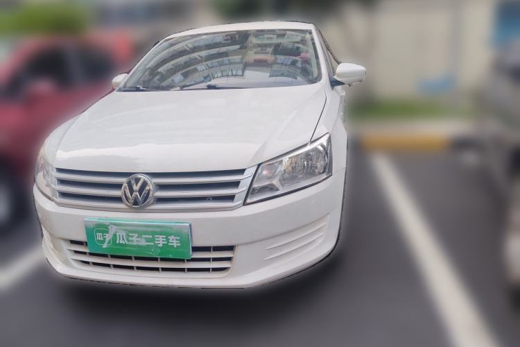 Used Volkswagen Santana 2015 1.6L Manual Fashion Edition Front
