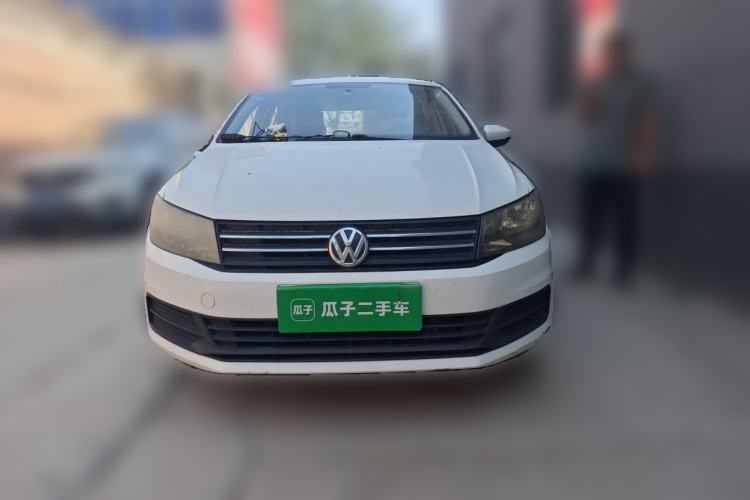 Used Volkswagen Santana 2015 1.6L Manual Fashion Edition Front