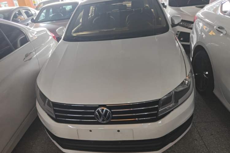 Used Volkswagen Santana 2015 Haval H6 1.6L Automatic Comfort Model Front