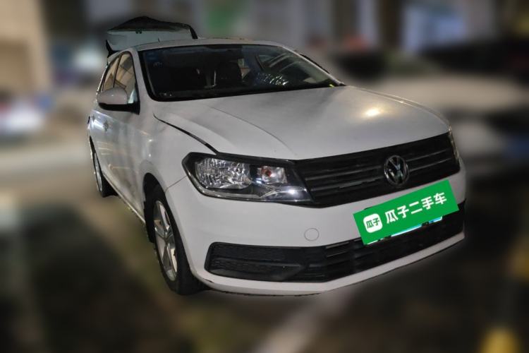 Used Volkswagen Santana 2015 Haval H6 1.6L Automatic Luxury Model Front Right 45 Deg