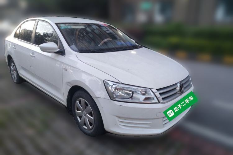 Used Volkswagen Santana 2015 1.6L Manual Fashion Edition Front Right 45 Deg