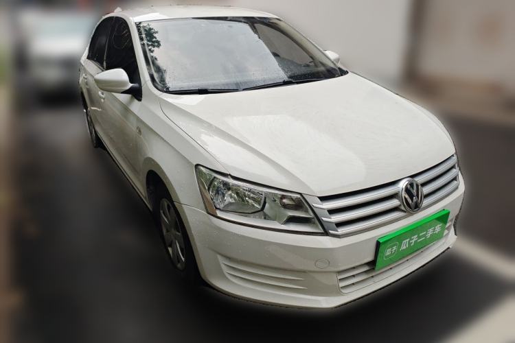 Used Volkswagen Santana 2015 1.6L Manual Fashion Edition Front Right 45 Deg