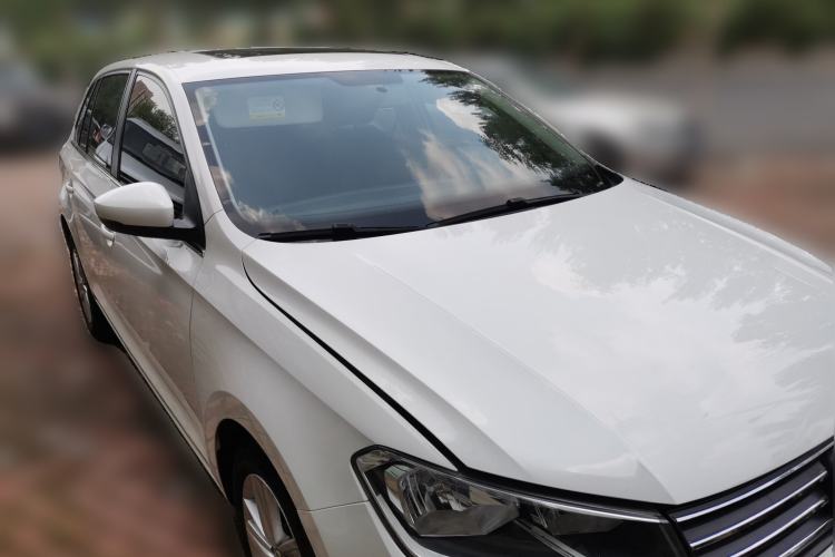 Used Volkswagen Santana 2015 Haval H9 1.6L Automatic Luxury Model Front Right 45 Deg