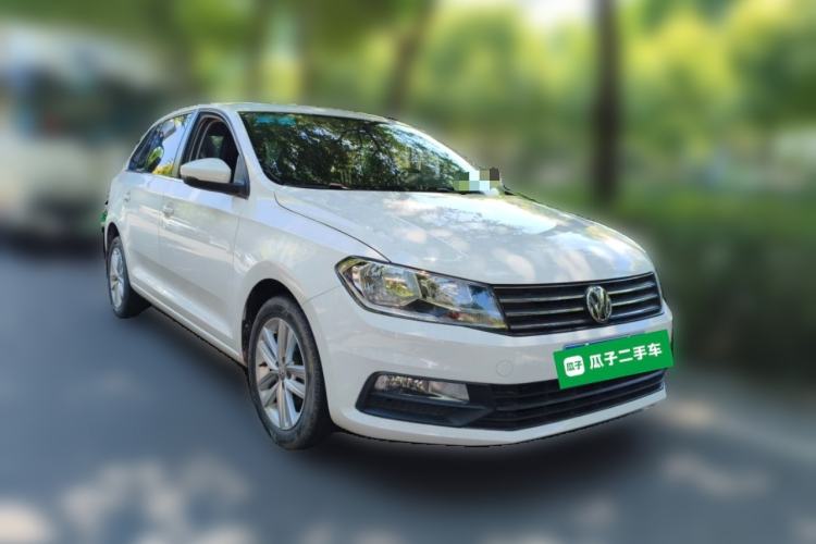 Used Volkswagen Santana 2015 Haval H9 1.6L Manual Comfort Edition Front Right 45 Deg