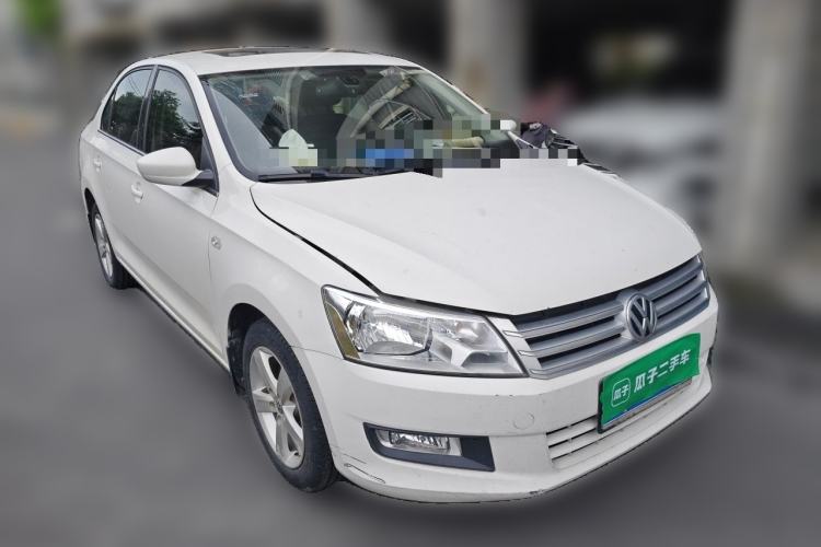 Used Volkswagen Santana 2015 1.4L Manual Comfort Edition Front Right 45 Deg