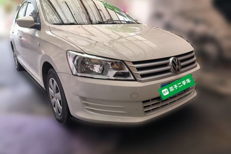 Used Volkswagen Santana 2015 1.4L Manual Fashion Edition Front Right 45 Deg