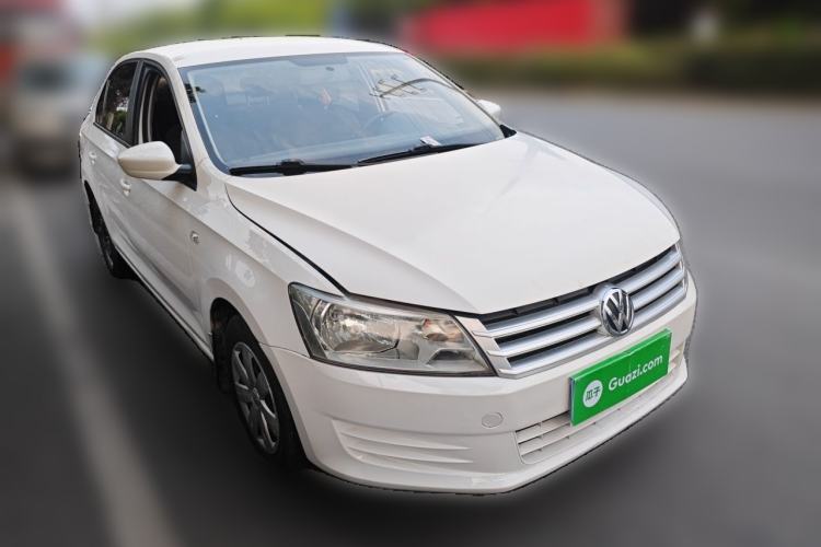 Used Volkswagen Santana 2015 1.4L Manual Fashion Edition Front Right 45 Deg