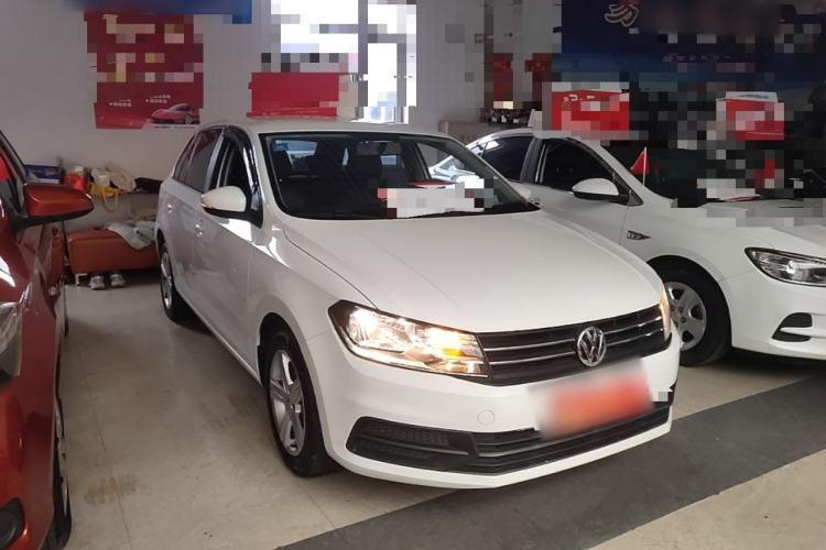 Used Volkswagen Santana 2015 Haval H6 1.6L Automatic Luxury Model Front Right 45 Deg