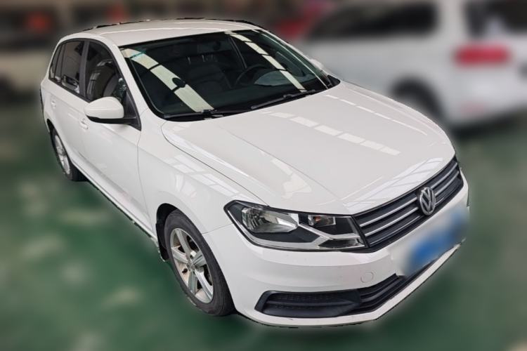 Used Volkswagen Santana 2015 Haval H6 1.6L Automatic Luxury Model Front Right 45 Deg