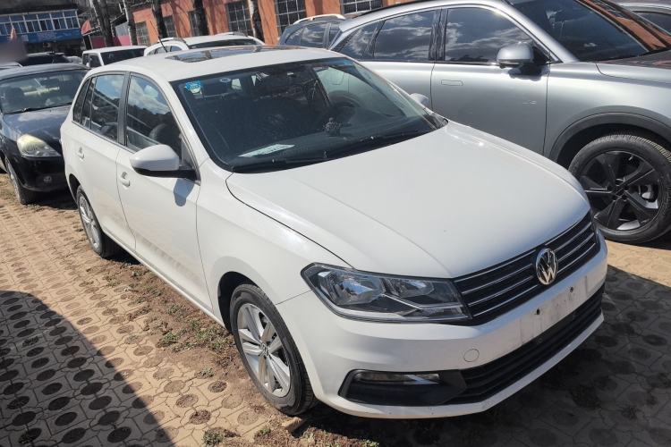 Used Volkswagen Santana 2015 Haval H6 1.6L Automatic Comfort Model Front Right 45 Deg