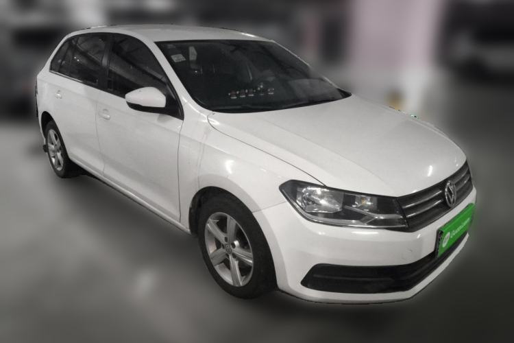 Used Volkswagen Santana 2015 Haval H6 1.6L Automatic Luxury Model Front Right 45 Deg