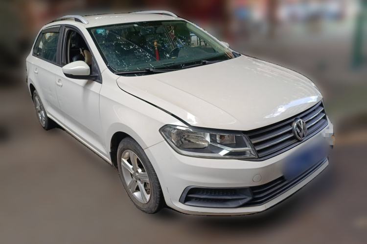 Used Volkswagen Santana 2015 Haval H6 1.6L Automatic Luxury Model Front Right 45 Deg