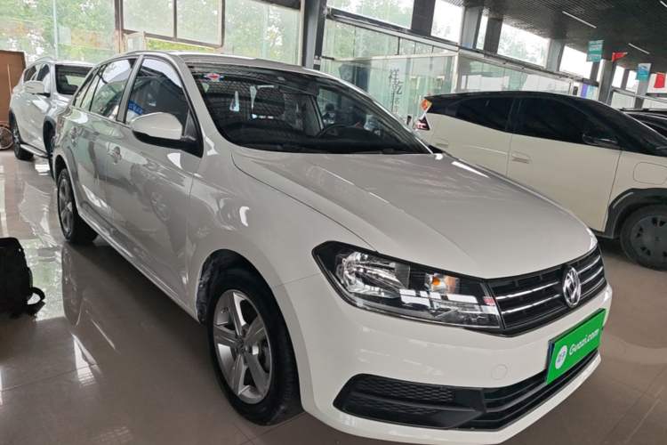 Used Volkswagen Santana 2015 Haval H6 1.6L Automatic Luxury Model Front Right 45 Deg