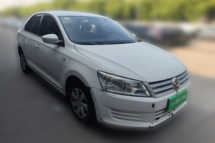 Used Volkswagen Santana 2015 1.6L Manual Fashion Edition Front Right 45 Deg