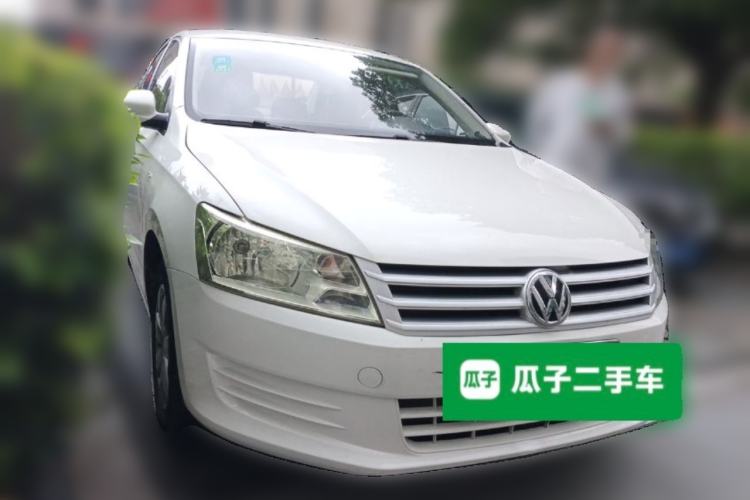 Used Volkswagen Santana 2015 1.4L Manual Fashion Edition Front Right 45 Deg