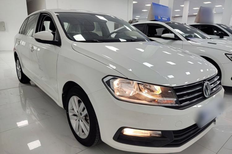 Used Volkswagen Santana 2015 Haval H6 1.6L Automatic Comfort Model Front Right 45 Deg