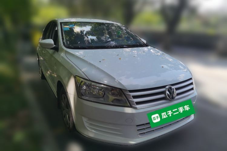 Used Volkswagen Santana 2015 1.6L Automatic Fashion Edition Front Right 45 Deg