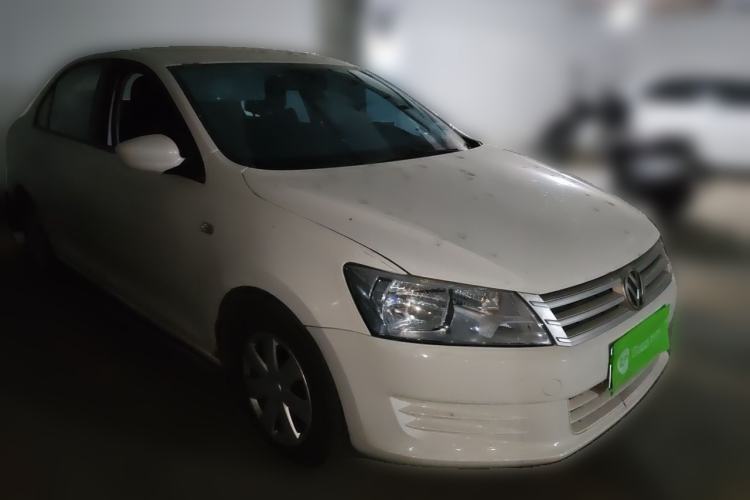 Used Volkswagen Santana 2015 1.6L Manual Fashion Edition Front Right 45 Deg