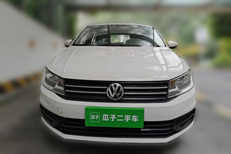 Used Volkswagen Santana 2015 Haval H6 1.6L Automatic Luxury Model Front