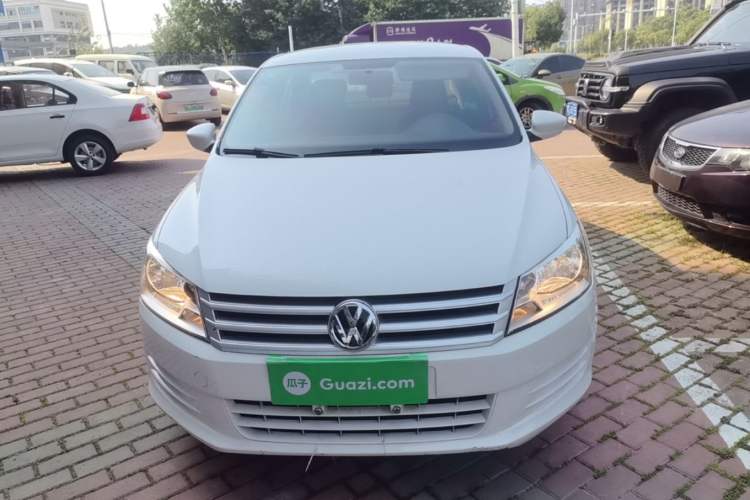 Used Volkswagen Santana 2015 1.4L Manual Fashion Edition Front