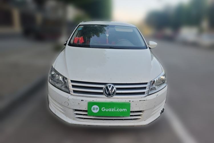 Used Volkswagen Santana 2015 1.6L Manual Fashion Edition Front