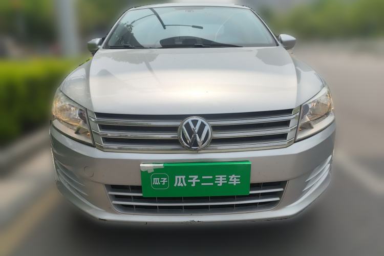 Used Volkswagen Santana 2015 1.6L Manual Fashion Edition Front