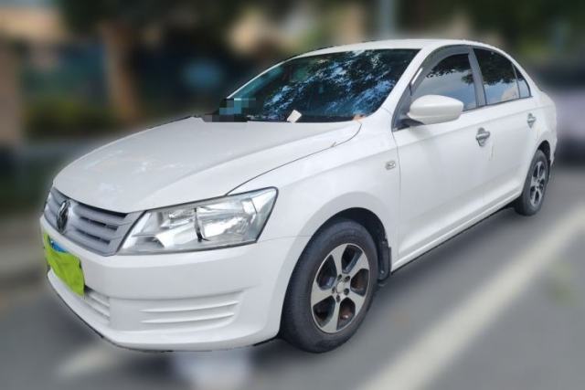 Używany Volkswagen Santana 2015 1.6L Manual Fashion Edition