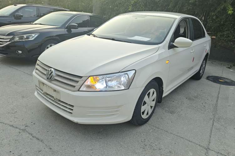 Used Volkswagen Santana 2015 1.6L Manual Fashion Edition Guazi used car, China used car export, Used car for sale, Used cars, Cheapest cars for sale