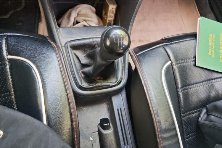 Used Volkswagen Santana 2015 1.6L Manual Fashion Edition Gear Lever