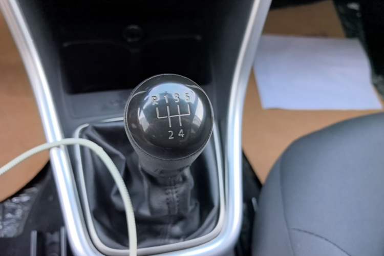 Used Volkswagen Santana 2015 1.4L Manual Fashion Edition Gear Lever