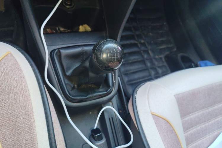 Used Volkswagen Santana 2015 1.6L Manual Fashion Edition Gear Lever