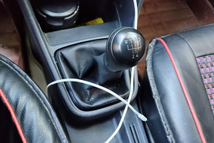 Used Volkswagen Santana 2015 1.4L Manual Fashion Edition Gear Lever