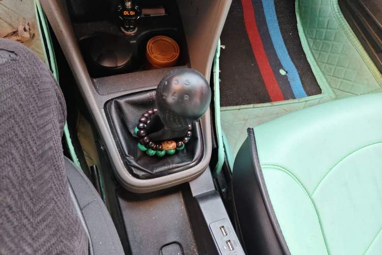 Used Volkswagen Santana 2015 1.4L Manual Fashion Edition Gear Lever