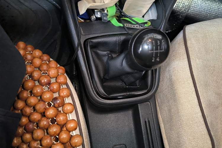 Used Volkswagen Santana 2015 1.4L Manual Fashion Edition Gear Lever