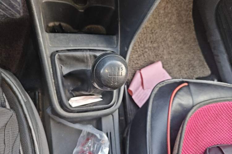 Used Volkswagen Santana 2015 1.6L Manual Fashion Edition Gear Lever