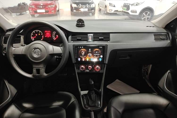 Used Volkswagen Santana 2015 1.6L Automatic Fashion Edition Gear Lever