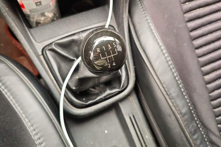 Used Volkswagen Santana 2015 1.4L Manual Fashion Edition Gear Lever