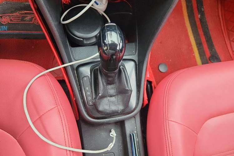 Used Volkswagen Santana 2015 Haval H6 1.6L Automatic Luxury Model Gear Lever
