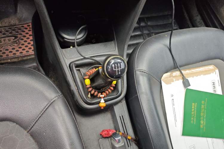 Used Volkswagen Santana 2015 1.6L Manual Comfort Edition Gear Lever