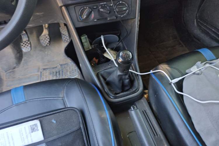 Used Volkswagen Santana 2015 1.4L Manual Fashion Edition Gear Lever