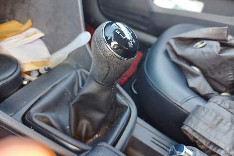 Used Volkswagen Santana 2015 1.6L Manual Fashion Edition Gear Lever