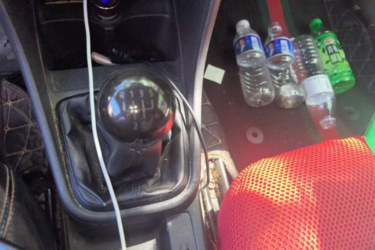 Used Volkswagen Santana 2015 1.4L Manual Fashion Edition Gear Lever