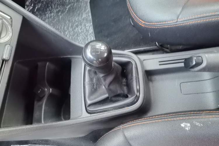 Used Volkswagen Santana 2015 1.4L Manual Fashion Edition Gear Lever