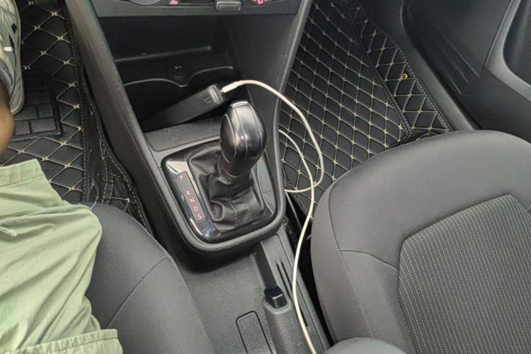 Used Volkswagen Santana 2015 Haval H6 1.6L Automatic Luxury Model Gear Lever