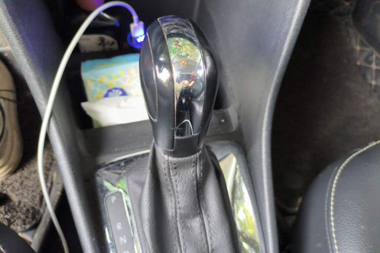 Used Volkswagen Santana 2015 Haval H6 1.6L Automatic Comfort Model Gear Lever