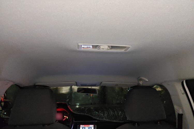 Used Volkswagen Santana 2015 Haval H6 1.6L Automatic Luxury Model Headliner